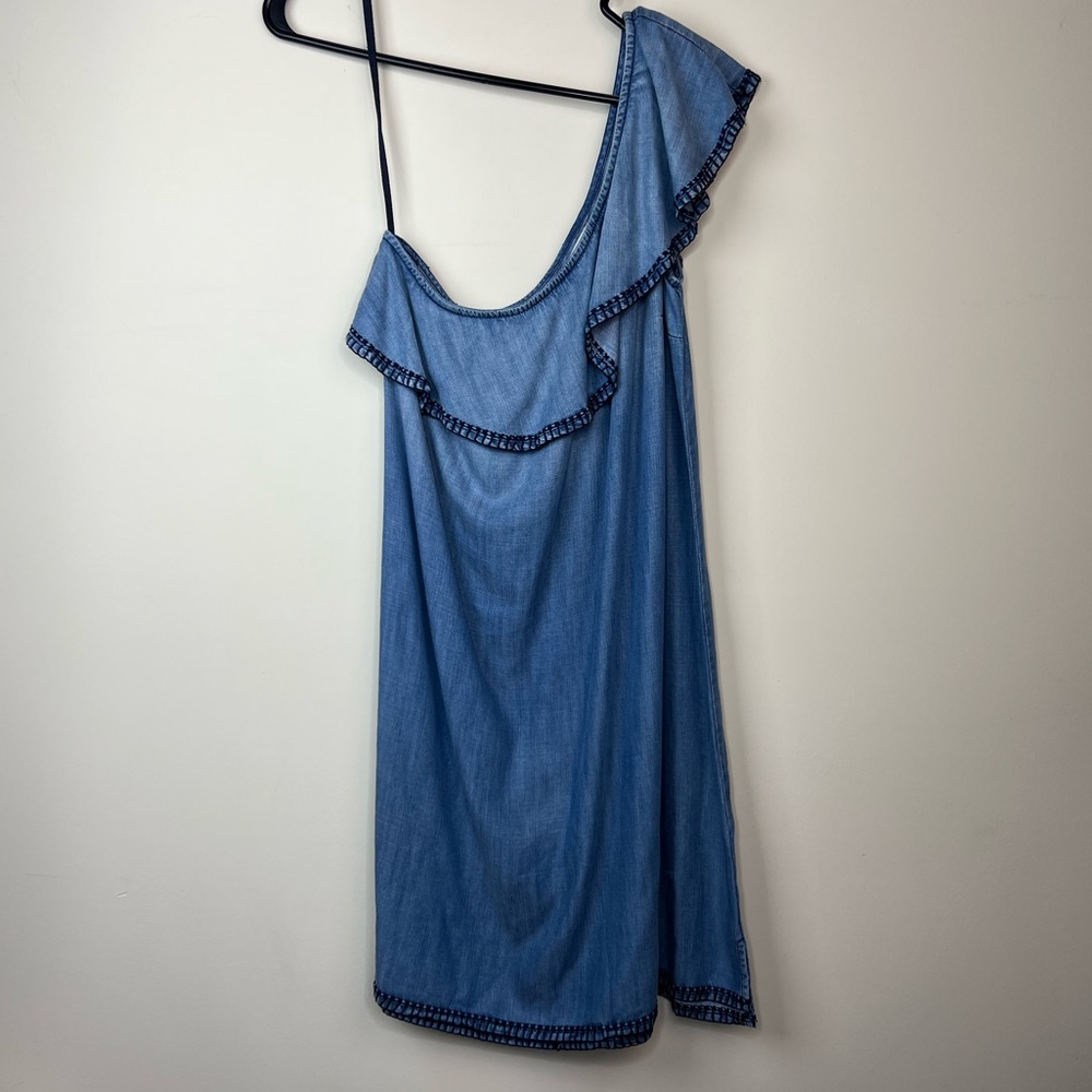 Cloth & Stone One Shoulder Chambray Dress